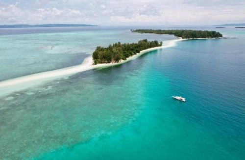 Tobelo Resort | Lotus Metita Island