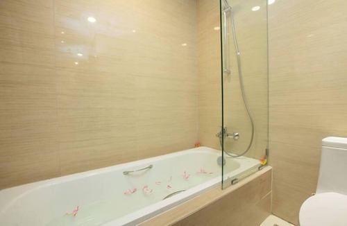 Cikarang Hotel | Louis Kienne Hotel Cikarang