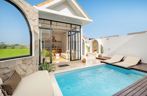 Munggu Villa | Luxe Villa Amra By OriVista w/Rice Field Views