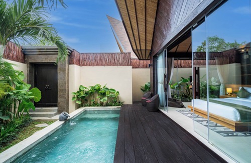 Kartika Plaza Villa | Luxurious Balinese 1 Bedroom Villa in Kuta