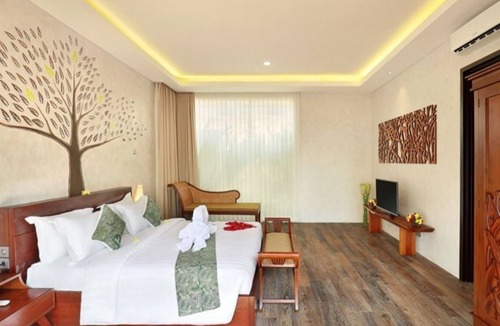 Kampial House | Luxurious & Premier MRC 2-Bedroom Villa #B11