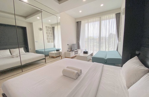 Hegarmanah Apartment | Luxurious Studio At Art Deco Apartment