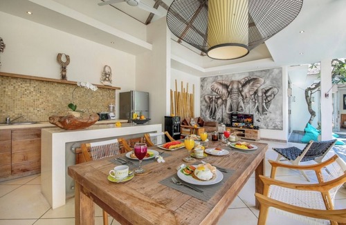 Sunset Road Villa | Luxury 2 Bedroom Villa in Seminyak