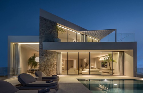 Pecatu Villa | Luxury 4BR Ocean View Villa Near Bingin Beach