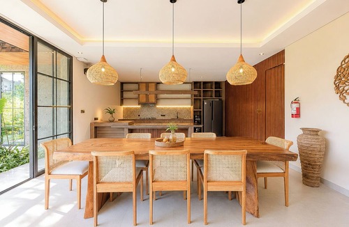 Pengosekan House | Luxury 4BR Villa - Walk to Ubud Center