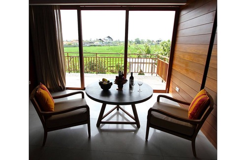 Cemagi Villa | Luxury 5BR Villa Ocean & Rice Field View!