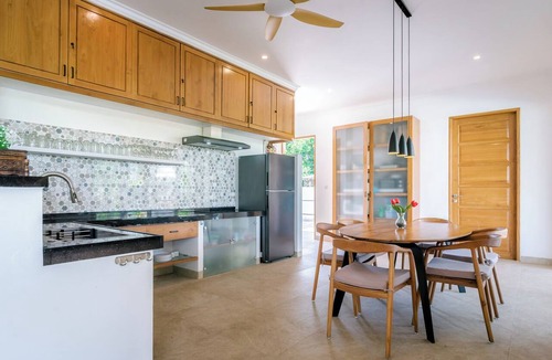 Dencarik Villa | Luxury 9-Bedroom Hillview Estate in North Bali!