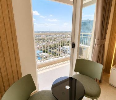 Kesawan Apartment | Luxury Apartment Victory Tower Podomoro Deli City View Medan