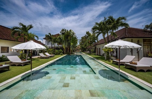 Seminyak Villa | Luxury Complex 16 BR in the heart of Seminyak