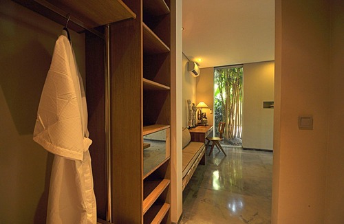 Munggu House | Luxury Designer Villa in A+ Location Berawa Bali