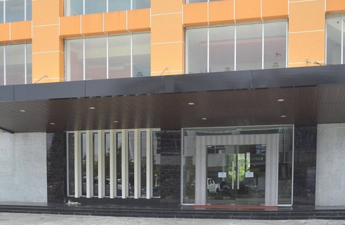Balikpapan House | Luxury Twin Stay with Free WiFi and Parking