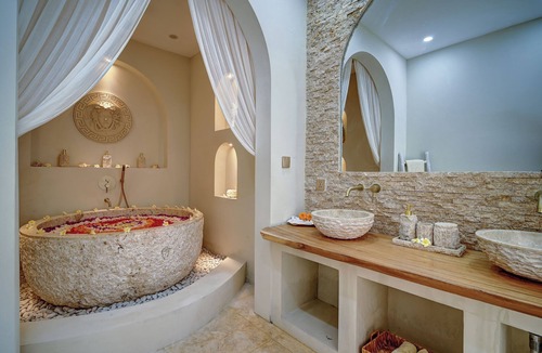 Sunset Road Villa | MarblePool - FlowerBath - DayBed - Spa - SunkenLR - Floating Breakfast - Vacanza