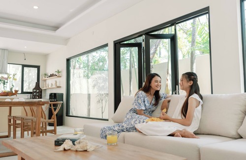 Dewi Sri Villa | Maribel Villa Bali Sunset Road Seminyak 3 Bedrooms