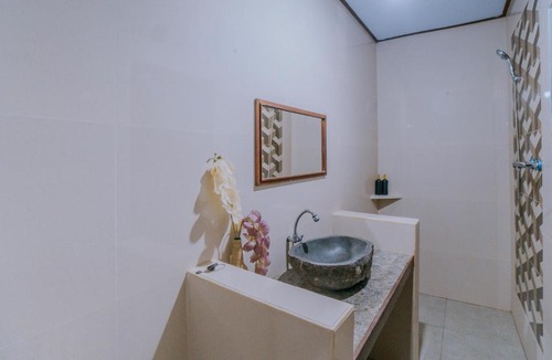 Blahbatuh House | Mertha Carik Guest House by The Travel Ubud Bali
