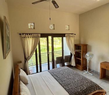 Purwakerti House | Mesari Homestay