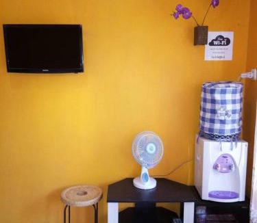 Oro Oro Ombo House | Midi Homestay
