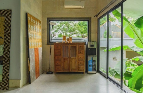 Melayang Villa | Minimalist 3BR in Jungle Ubud with Big Pool&Office