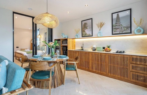 Melayang House | Modern 2BR Townhouse in Ubud w Huge Balcony & Pool