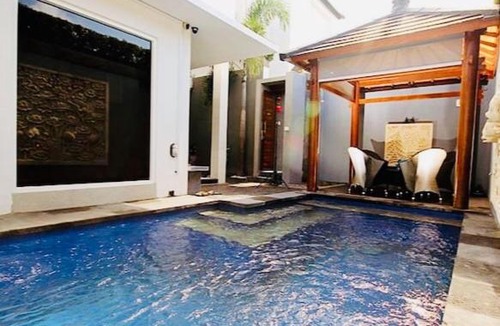 Kuta Villa | Modern 3 Bedrooms Villa with Private Pool