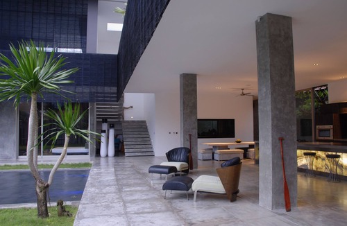 Dyanapura Villa | Modern 4bd Villa With Pool