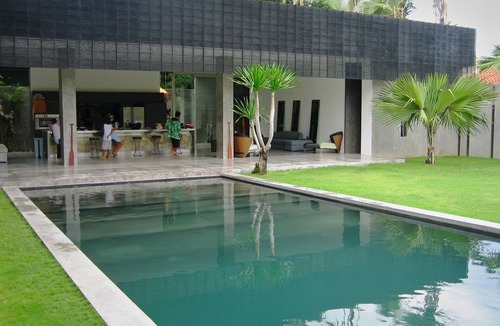 Dyanapura Villa | Modern 4bd Villa With Pool