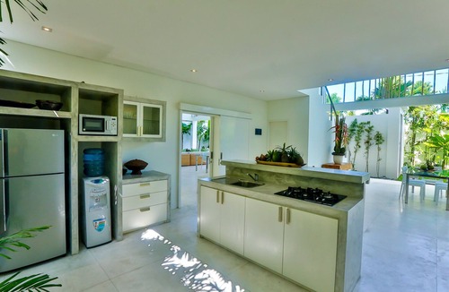 Drupadi Villa | Modern Villa in Seminyak, 5 bedrooms with 2 pools