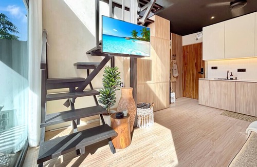 Babakan Villa | Moon Studio - Private Pool Loft Canggu