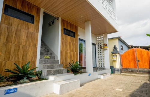 Kediri House | Nareswara Guest House