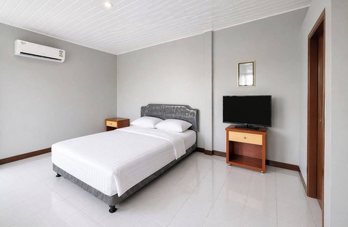 Tasikmalaya House | Nata Hotel Tasikmalaya