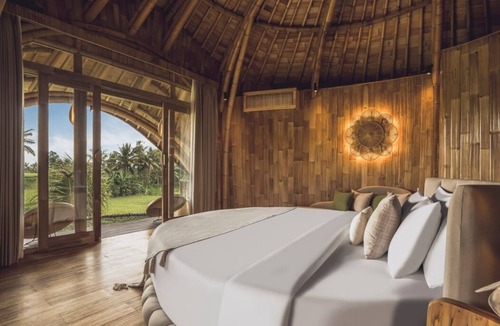 Kenderan Bed & Breakfast | Nature 1BR Bamboo Villa Overlooking Ricefields