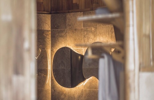 Kenderan Bed & Breakfast | Nature 2BR Bamboo Villa for Family Retreat