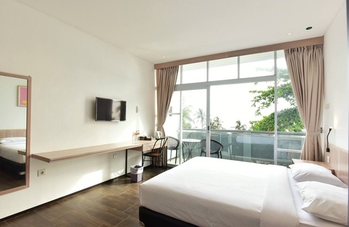 Purbayani Hotel | Negla Beach Villa