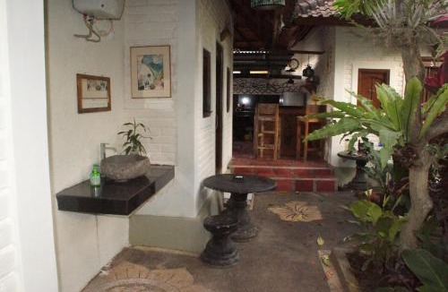 Banjar Semer House | New Danas Canggu Guest House