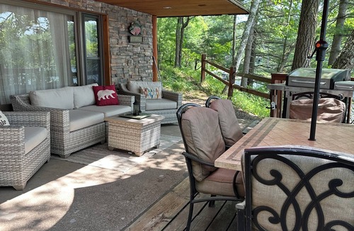 Iron River House | Newly remodeled lake home ! Steps away from the beautiful pike lake chain