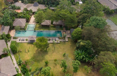 Banjar Semer Villa | Newly Renovated, 12 Bedroom, The New Serenity River Villa near Canggu