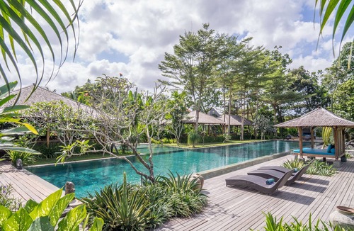 Banjar Semer Villa | Newly Renovated, 12 Bedroom, The New Serenity River Villa near Canggu