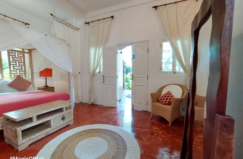 Laksmana Villa | Nice Fresh Villa near the beach KuDeTa Seminyak