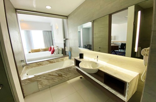 Bandung Hotel | Novotel Bandung
