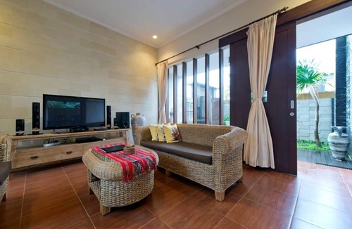 Taman Griya Villa | NuansaKori House 4Bedrooms, Jimbaran