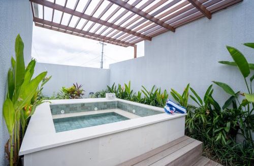 Kerambitan Villa | Nyuh Lengkong Beachfront Villa with Kitchen near Tanah Lot