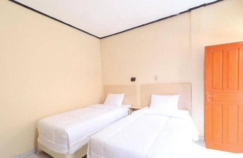 Downtown Kuta House | Oak legian Beachwalk - Near Kuta Legian Beach