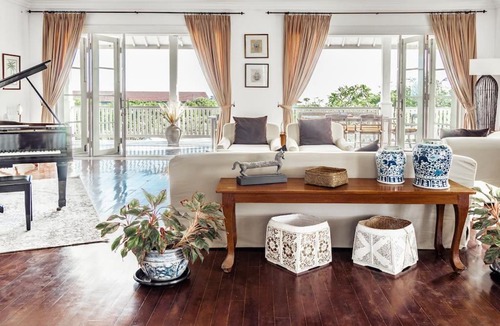 Batu Bolong Villa | Oceanview Luxury Villa The Palms