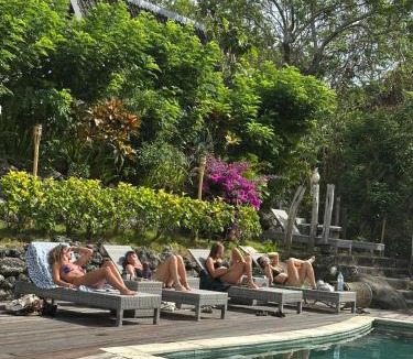 Uluwatu Hostel | One More Wave Surf House Uluwatu