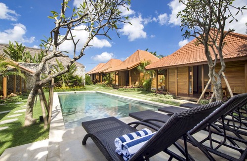Batu Bolong House | ORORA B6-NEW SPOT in the heart of CANGGU; 2 bedroom 400 m from the beach
