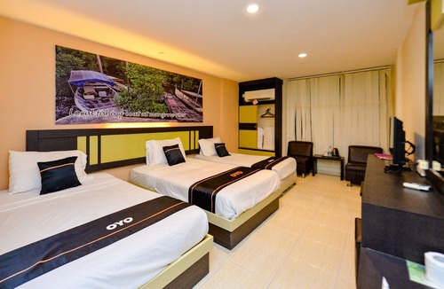 Tanjung Pinang Hotel | OYO 2487 Sampurna Jaya Hotel