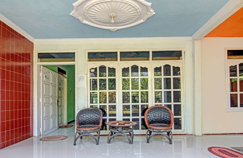 Slawi Hotel | OYO 3797 Wisma Amanah Syariah