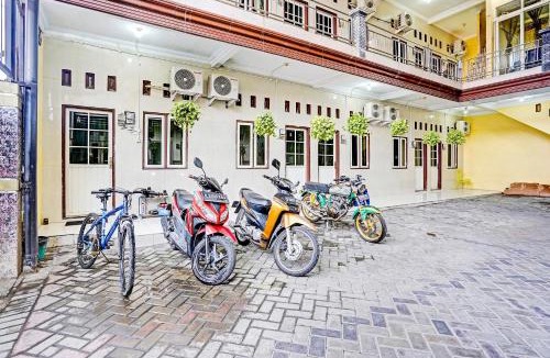 Sidoarjo Hotel | OYO 91795 Kos Jeehel Syariah