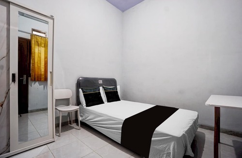 Pasuruan Hotel | OYO 95293 Citra Homestay Syariah