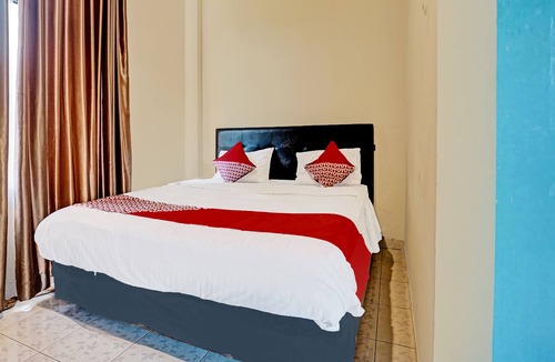 Palembang Hotel | OYO Life 91873 Nugraha Kost