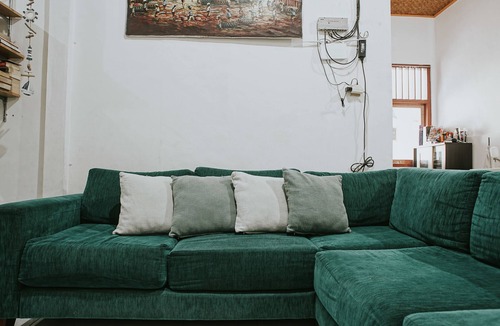 Taman Griya Hostel | Palma Bed & Breakfast - Hostel